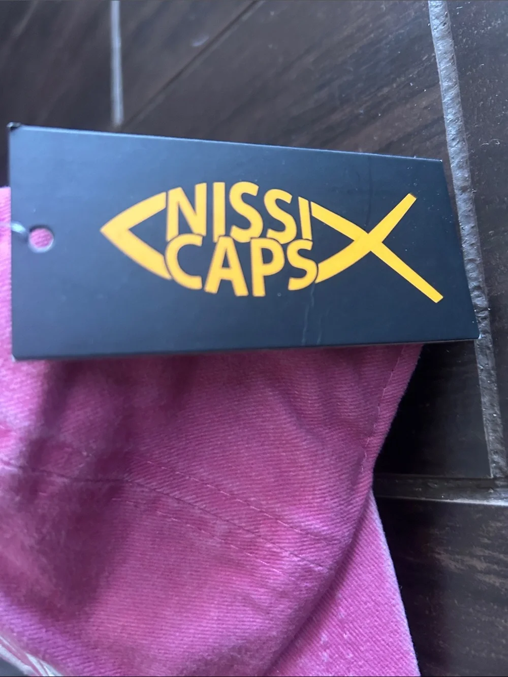 Nissi Caps  